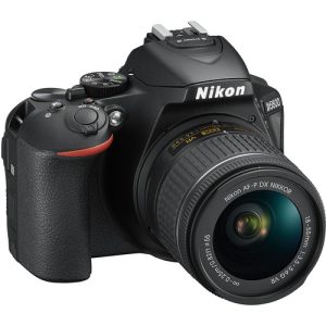 The Nikon D5600 is a versatile mid-range DSLR camera released in 2016, offering a blend of advanced features, user-friendly design, and excellent image quality. It is an upgrade over the D5500 and is well-suited for enthusiasts and semi-professionals. Paired with the 18-140mm f/3.5-5.6G ED VR lens, it becomes an even more powerful and flexible kit for various photography styles.