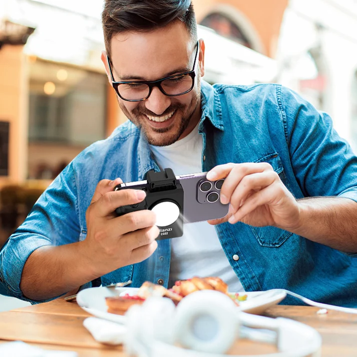 Ulanzi CG02 Smartphone Camera Grip - Image 6
