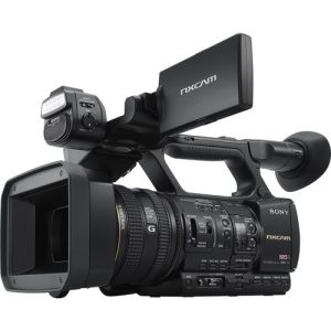 Sony HXR-NX5R NXCAM professional camcorder with built-in LED light, 3 CMOS sensors, and 20x optical zoom for high-quality video recording.