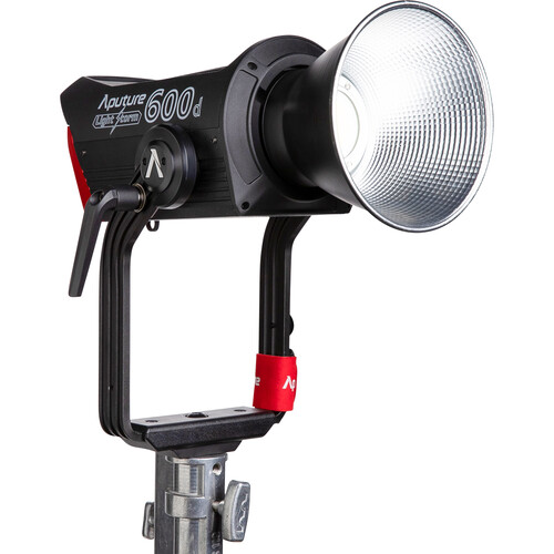 Aputure LS600d Daylight LED Videolight (V-Mount) at Camera Stuff Kenya – best camera shop in Nairobi for professional lighting gear.