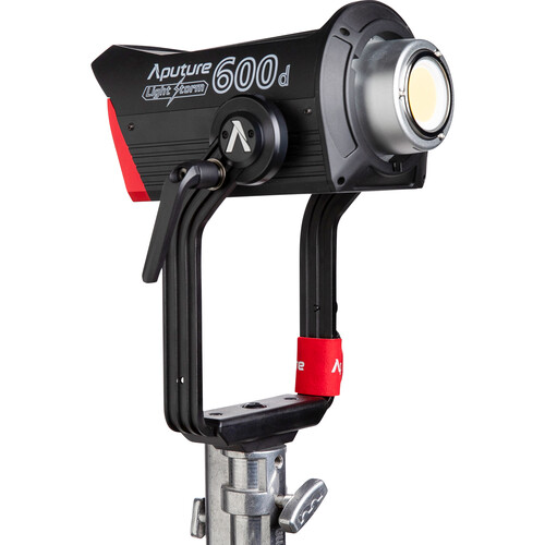 Aputure LS600d Daylight LED Videolight (V-Mount) at Camera Stuff Kenya – best camera shop in Nairobi for professional lighting gear.