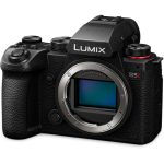Used Panasonic Lumix S5 II Mirrorless Camera with 20-60mm lens for professional photography and DSLR camera users in Nairobi