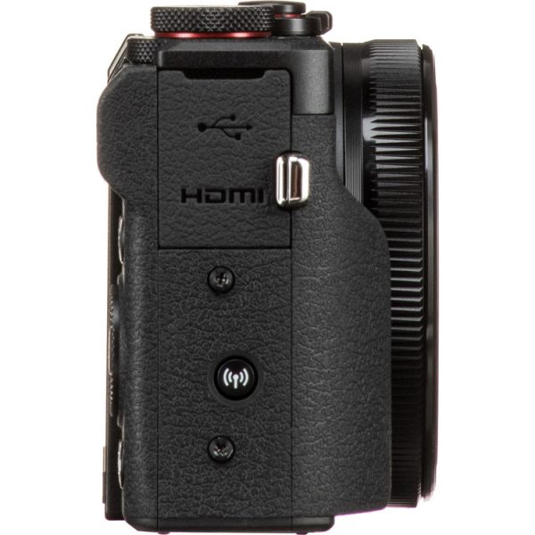 Canon PowerShot G7 X Mark III Digital Camera with flip screen for vlogging.