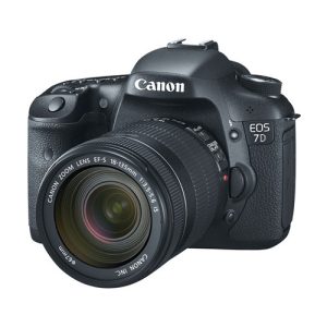 Canon EOS 7D DSLR Camera Kenya with 18-135mm Lens Pre-Owned